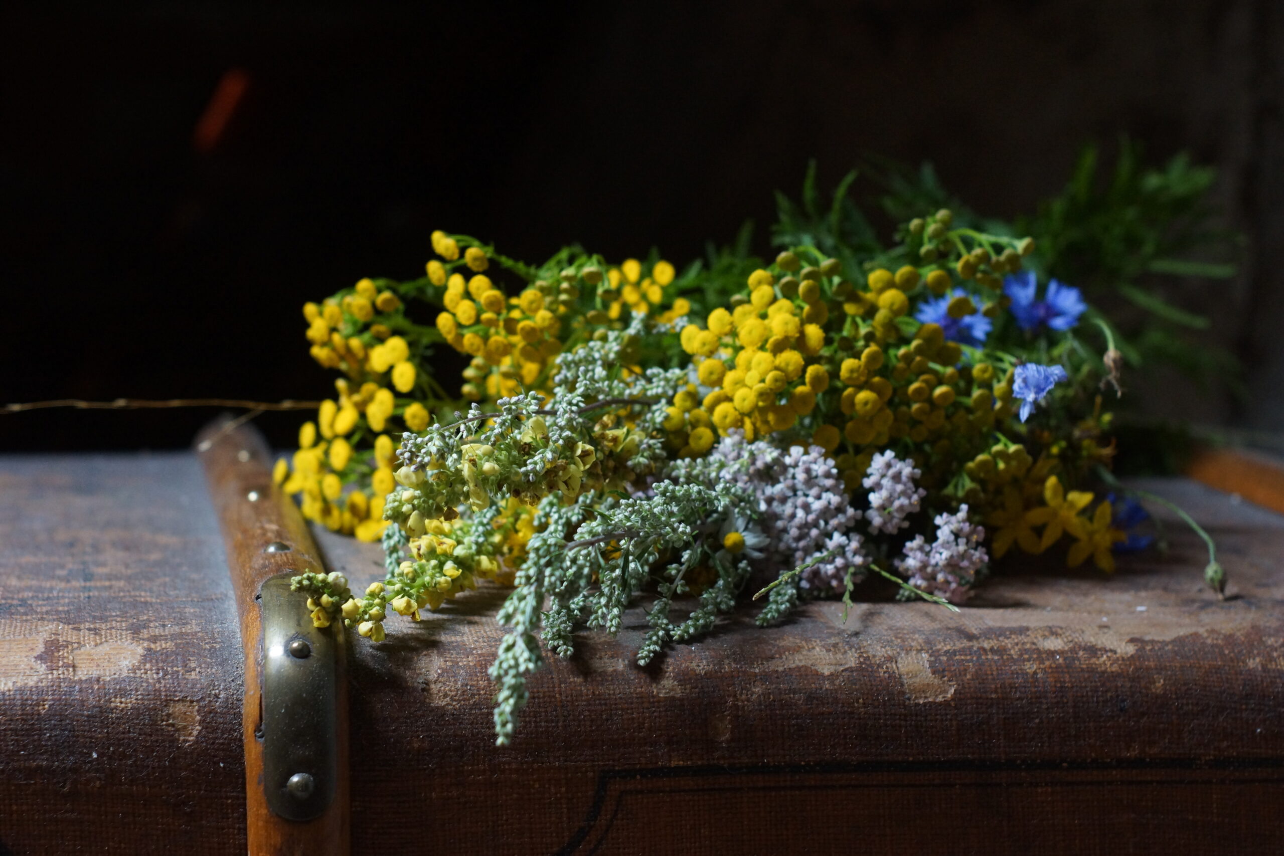 Naturhandwerk Trockenblumen Räucherbündel